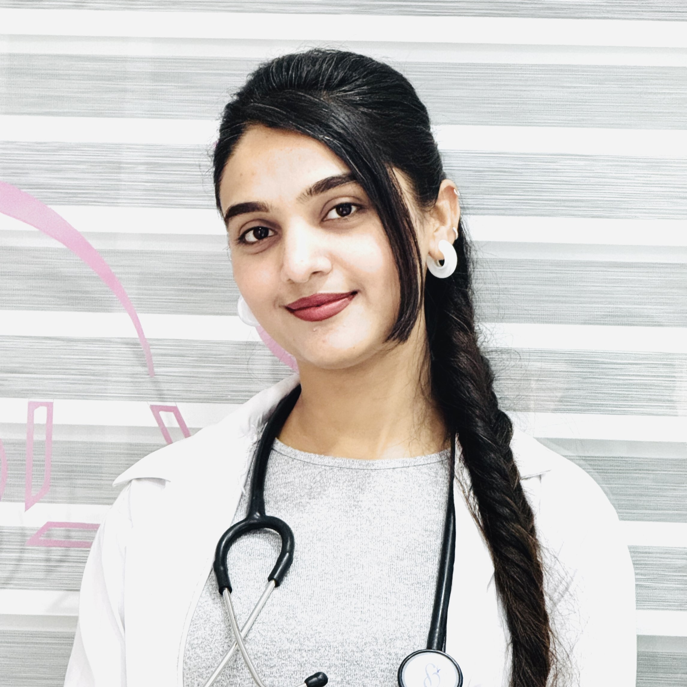 Dr Simran Saini