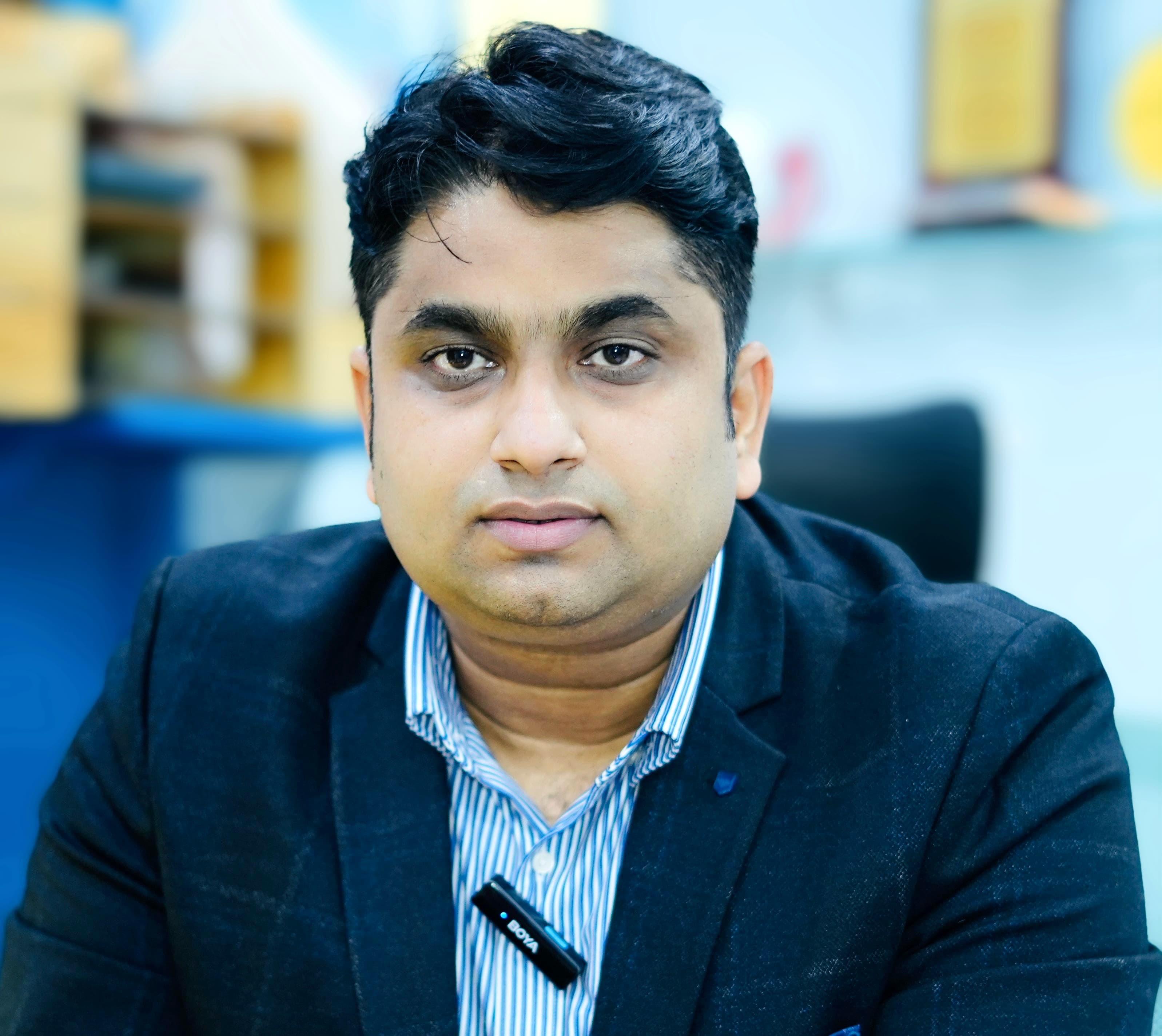 Dr Deepak Ojha Dr Deepak Ojha