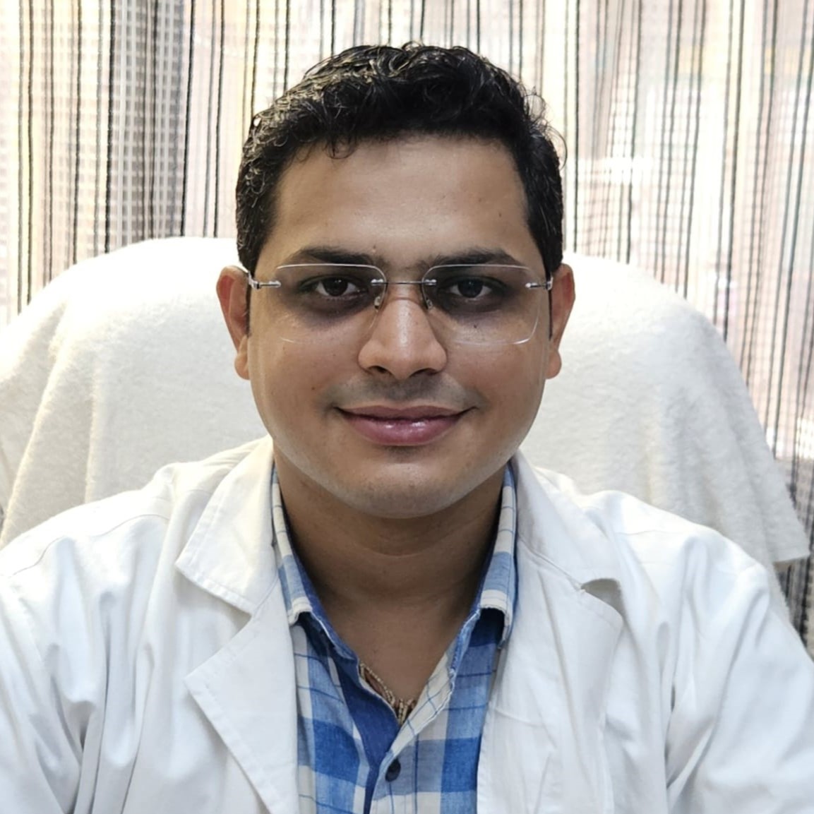  Dr Shrenik Nahata