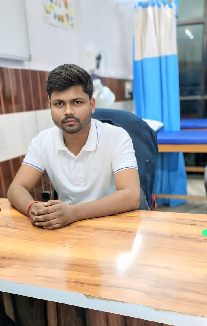  Dr Manish Kumar Gautam